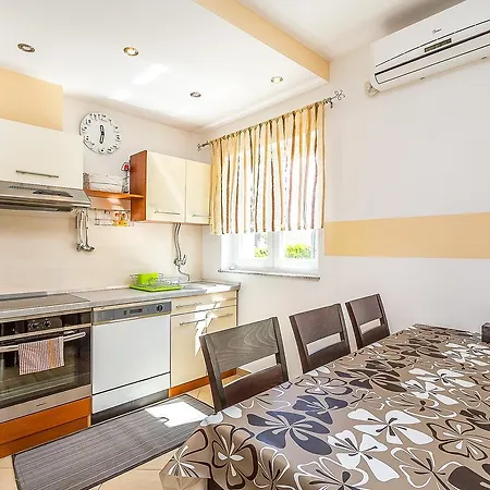 Valentina Apartman